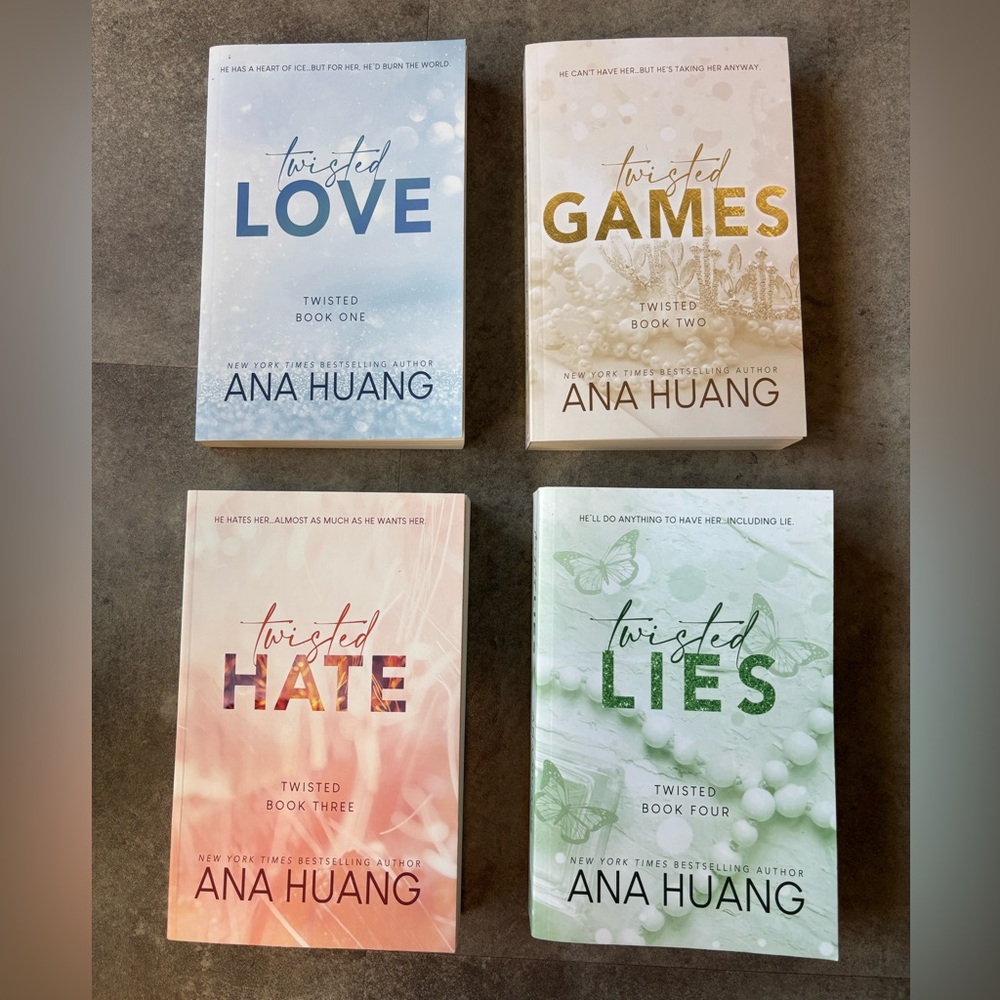 Ana Huang Twisted Series Set